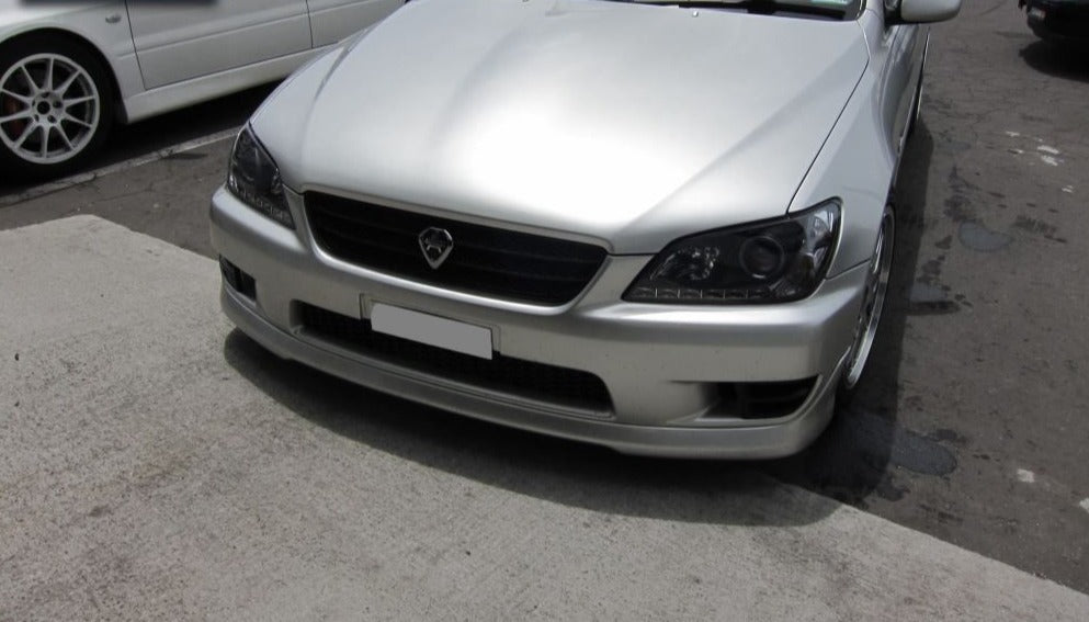 Toyota Altezza/IS200/300 EuroBlack Projector Headlights R8 LED Stripes - Prolink Performance
