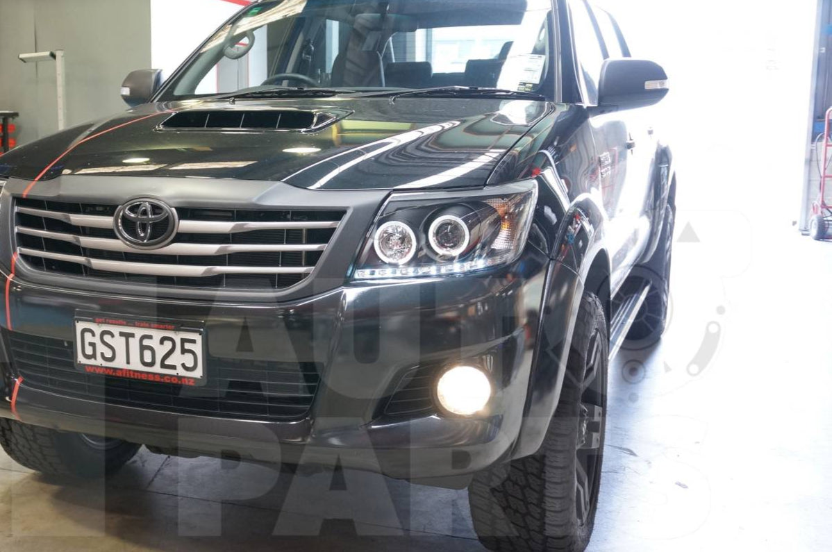 Black DRL LED Angel-Eyes Projector Headlights for 2011-2014 Toyota Hilux SR5 head lights
