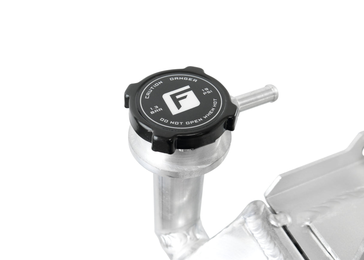 Universal Performance Radiator - Top Outlet Pipe Left / Bottom Outlet Pipe Right.